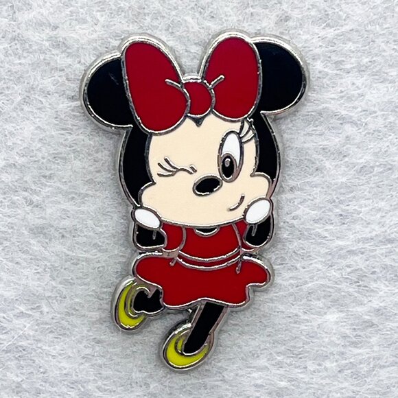 🔮 5/$25 Disney Cutie Minnie Mouse Pin - Picture 1 of 3